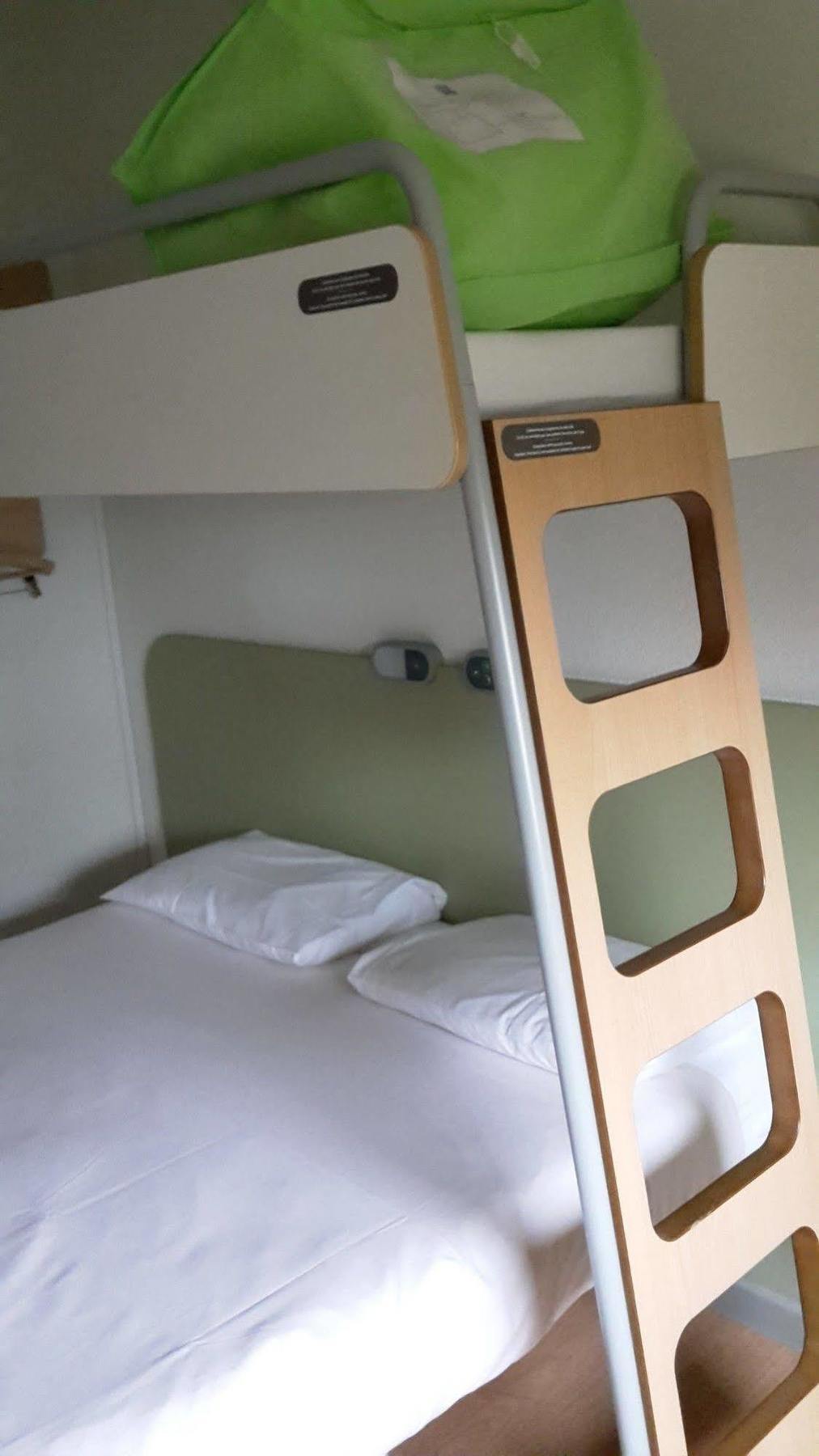 Ibis Budget Бурж Экстерьер фото